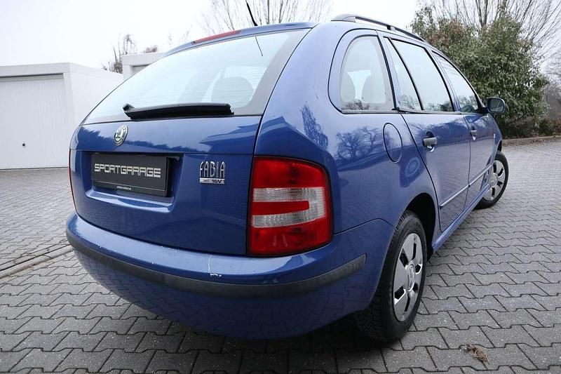 Gebraucht Skoda Fabia 75 PS (55 kW) 2004 Dynamicblau Kombi
