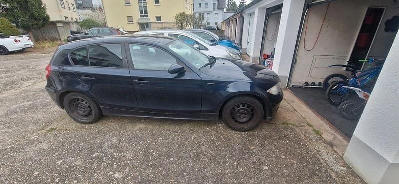Gebraucht BMW 116 116 PS (85 kW) 2005 Blau Kleinwagen