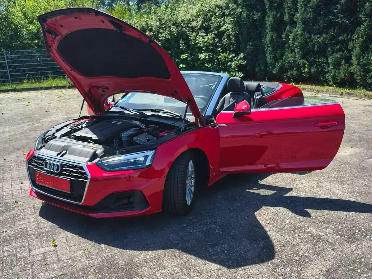 Gebraucht Audi A5 Cabriolet 204 PS (150 kW) 2021 Tangorot metallic Cabrio