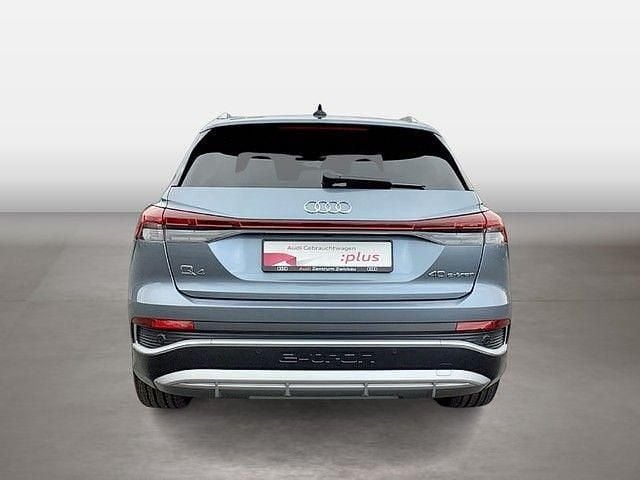 Gebraucht Audi Q4 e-tron Basis 150 kW (204 PS) 2022 Blau SUV