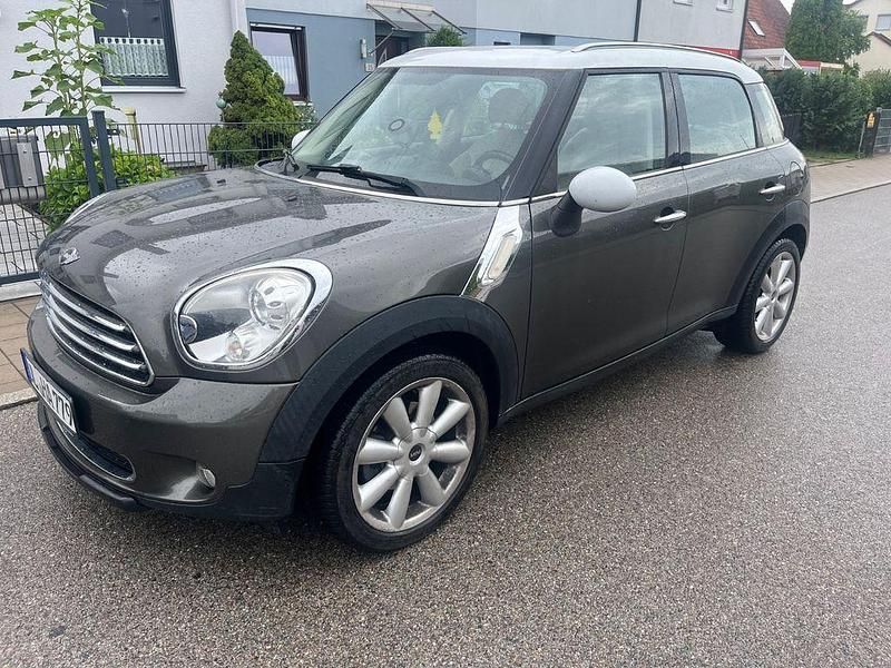Braun Gebraucht 2010 Mini Cooper D Countryman SUV | 6.200 € (Fairer Preis) - Bild 1/4