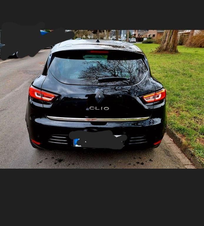 Gebraucht Renault Clio IV 118 PS (86 kW) 2017 Schwarz Limousine