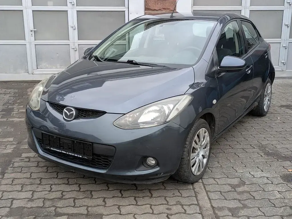 Gebraucht Mazda 2 75 PS (55 kW) 2009 Grau Kleinwagen