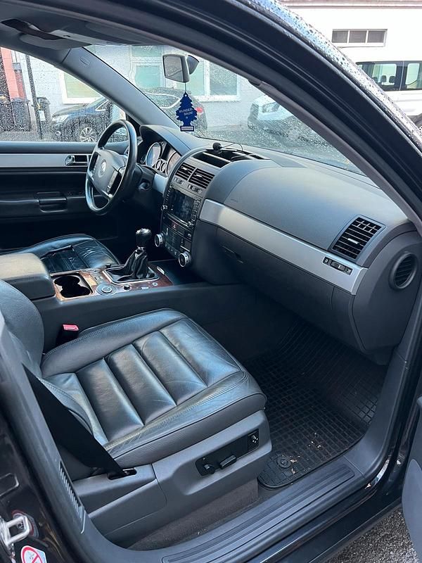Schwarz Gebraucht 2004 VW Touareg SUV | 3.300 € (Fairer Preis) - Bild 1/4