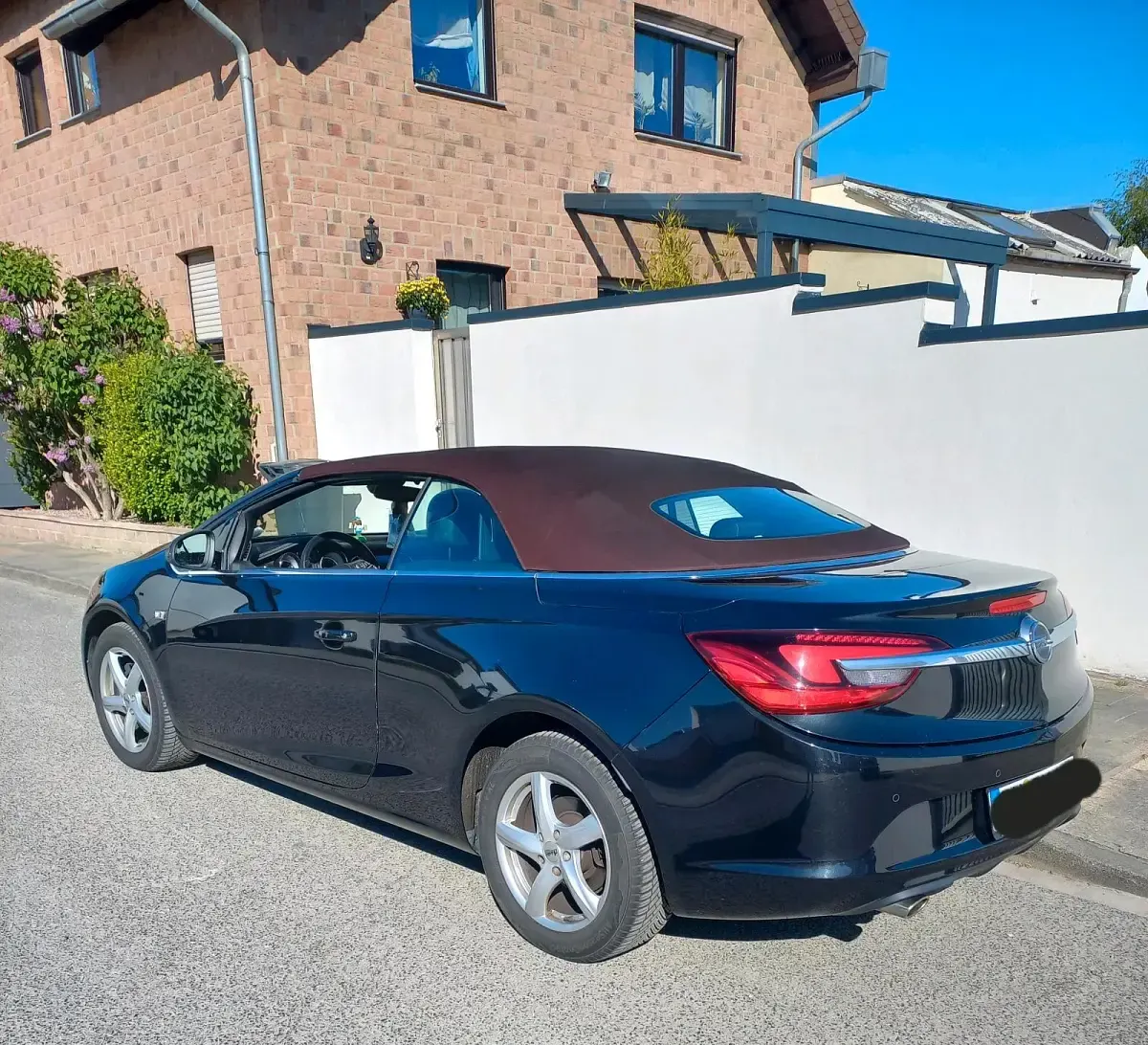 Second-hand Opel Cascada 120 CP (88 kW) 2013 Negru Cabrio