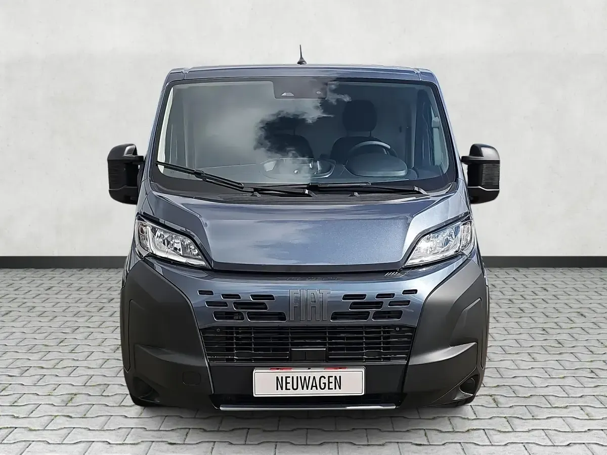 Neu Fiat Ducato 140 PS (102 kW) 2026 Grau Van
