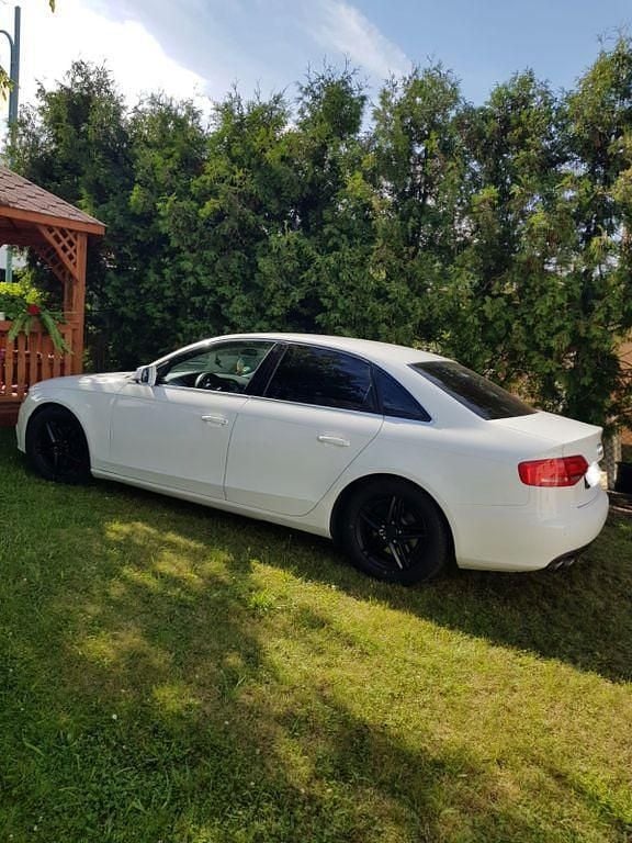 Weiß Gebraucht 2011 Audi A4 Limousine | 7.000 € (Guter Preis) - Bild 1/4