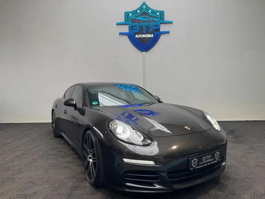 Gebraucht Porsche Panamera 333 PS (244 kW) 2015 Braun Kleinwagen