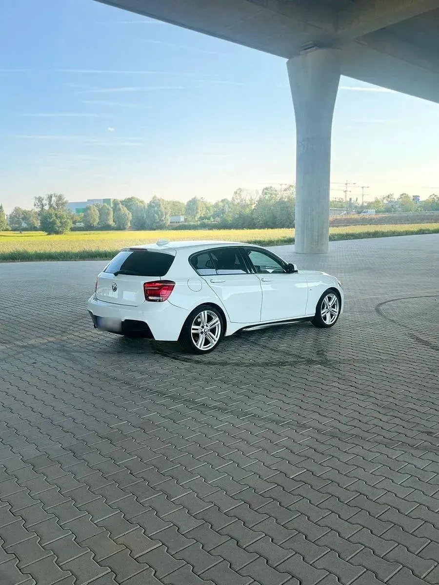 Gebraucht BMW 116 M Sport 136 PS (100 kW) 2014 Weiß Kleinwagen