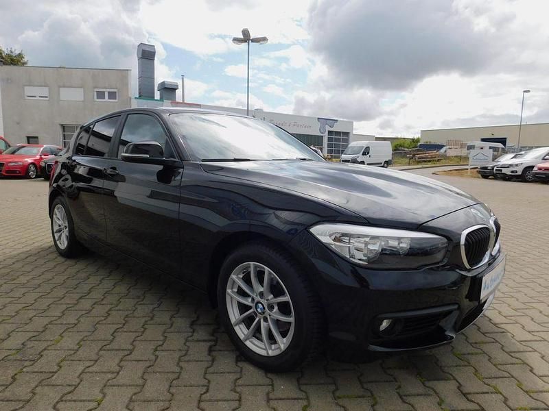 Gebraucht BMW 116 Advantage 109 PS (80 kW) 2016 Schwarz Kleinwagen