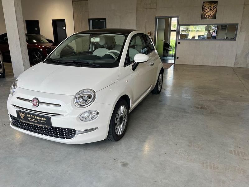 Weiß Gebraucht 2017 Fiat 500 Lounge Kleinwagen | 8.490 € (Fairer Preis) - Bild 1/4