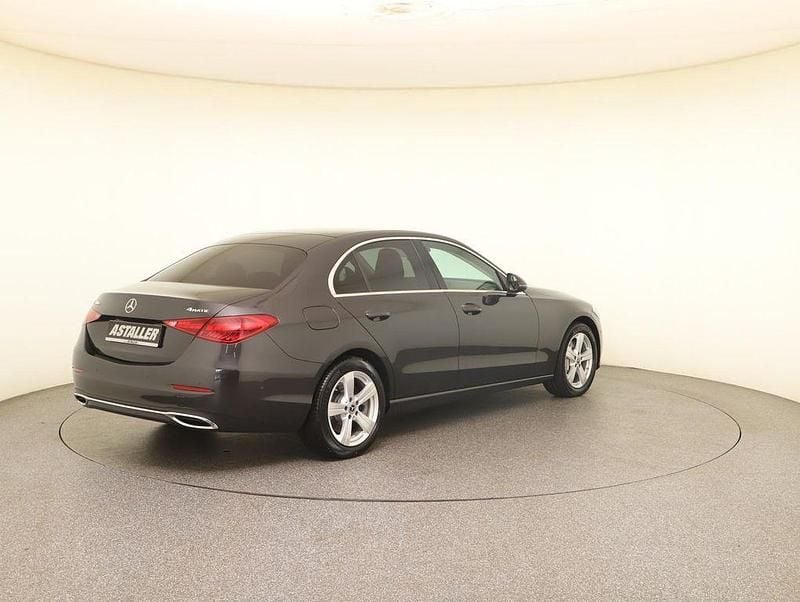Gebraucht Mercedes C400 Avantgarde 252 PS (185 kW) 2023 Grau Limousine