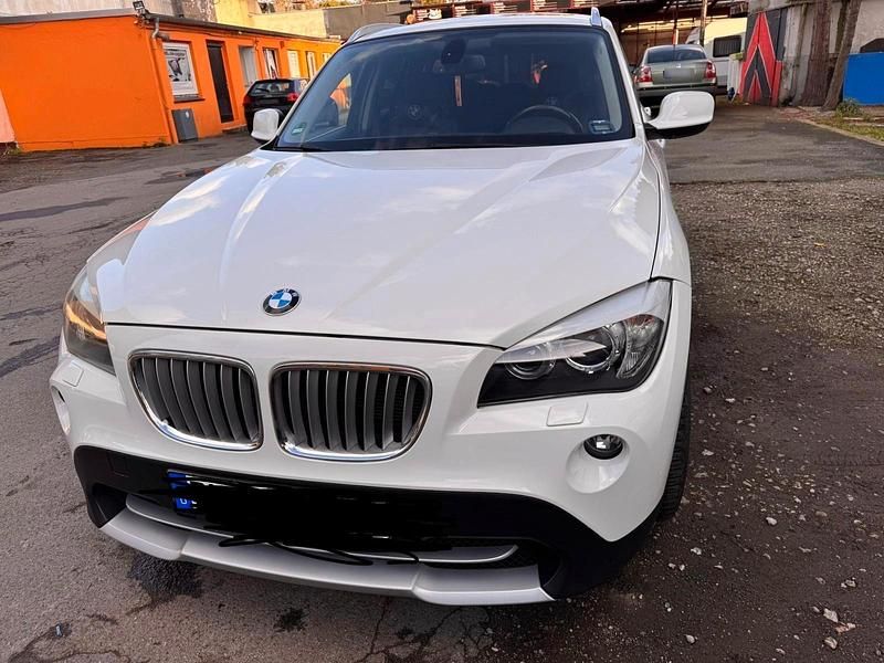 Gebraucht BMW X1 204 PS (150 kW) 2011 Weiß SUV