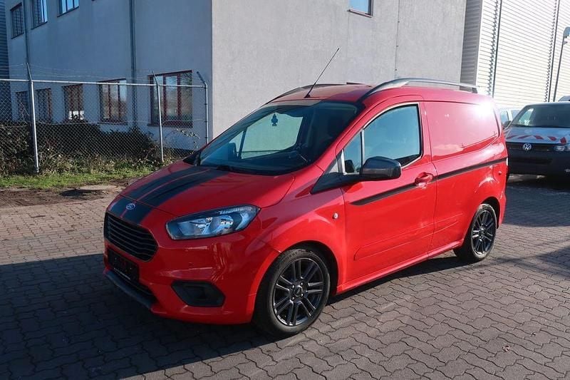 Rot Gebraucht 2023 Ford Transit Sport Limousine | 9.900 € (Guter Preis) - Bild 1/4