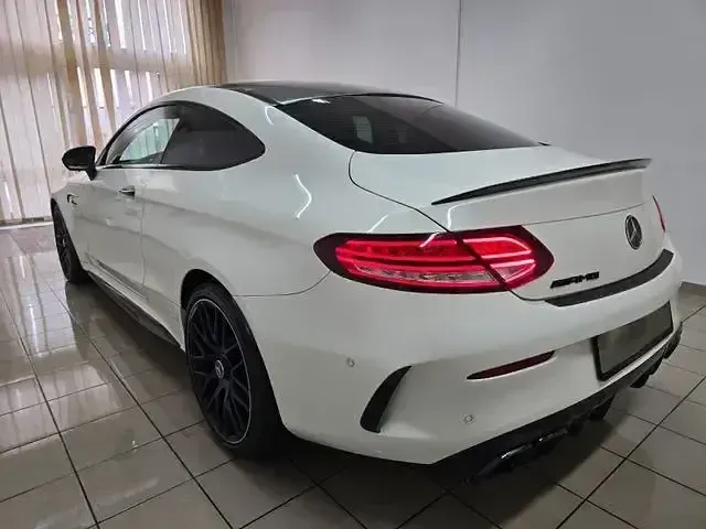 Gebraucht Mercedes C63 AMG AMG 476 PS (350 kW) 2020 Weiß Coupé