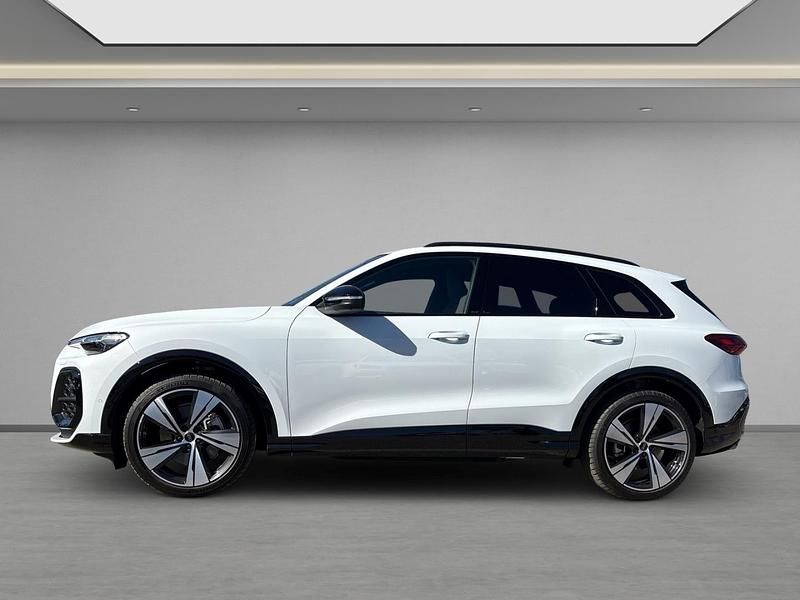 Gebraucht Audi Q5 Sport 204 PS (150 kW) 2025 Schwarz SUV