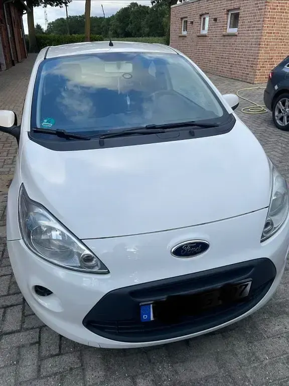 Gebraucht Ford Ka 69 PS (50 kW) 2010 Weiß Kleinwagen