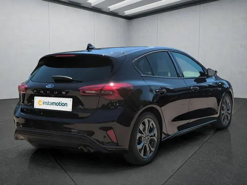 Gebraucht Ford Focus 155 PS (114 kW) 2024 Schwarz Limousine