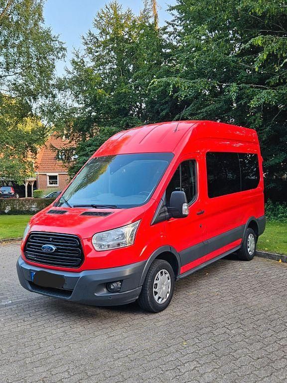 Rot Gebraucht 2018 Ford Transit Trend Kombi | 12.999 € (Guter Preis) - Bild 1/4