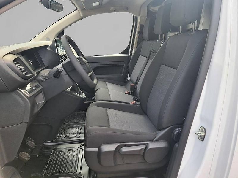 Gebraucht Toyota Proace 120 PS (88 kW) 2024 Weiß Van / Kleinbus