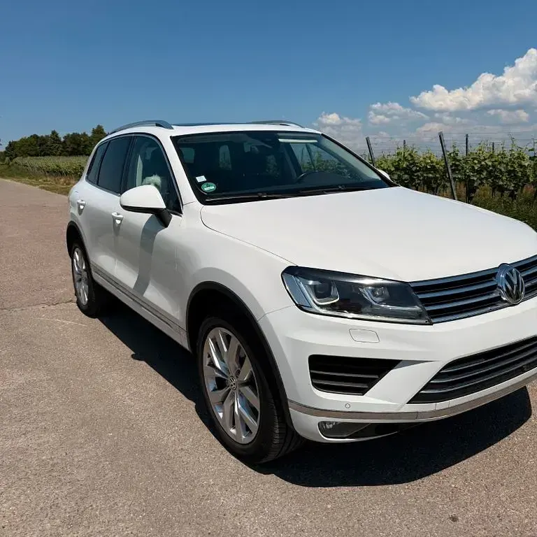 Gebraucht VW Touareg 262 PS (192 kW) 2014 Weiß SUV