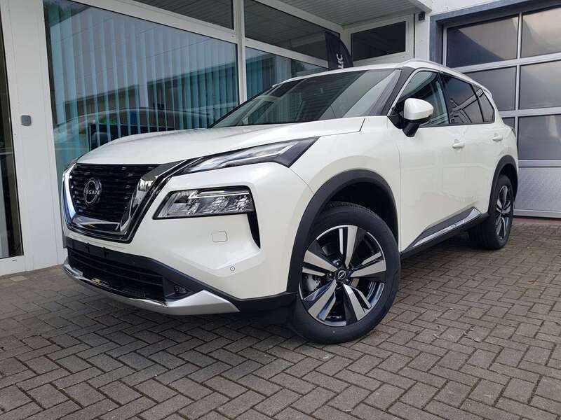 Pearl white perleffekt (qab) Neu 2025 Nissan X-Trail Premium Edition SUV | 38.485 € - Bild 1/4