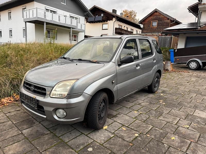 Grau Gebraucht 2007 Subaru Justy Kleinwagen | 3.500 € - Bild 1/3
