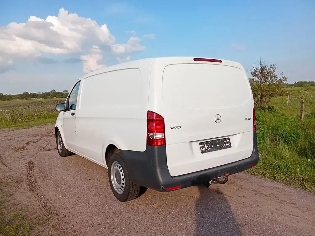 Gebraucht Mercedes Vito 114 PS (83 kW) 2017 Weiß Van