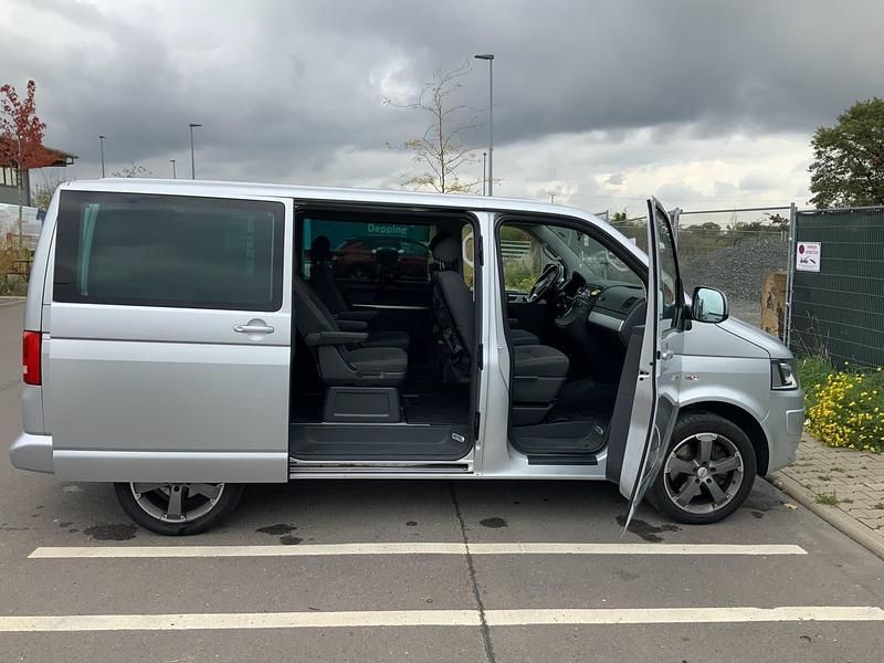 Usata VW T5 180 CV (132 kW) 2012 Argento Furgone