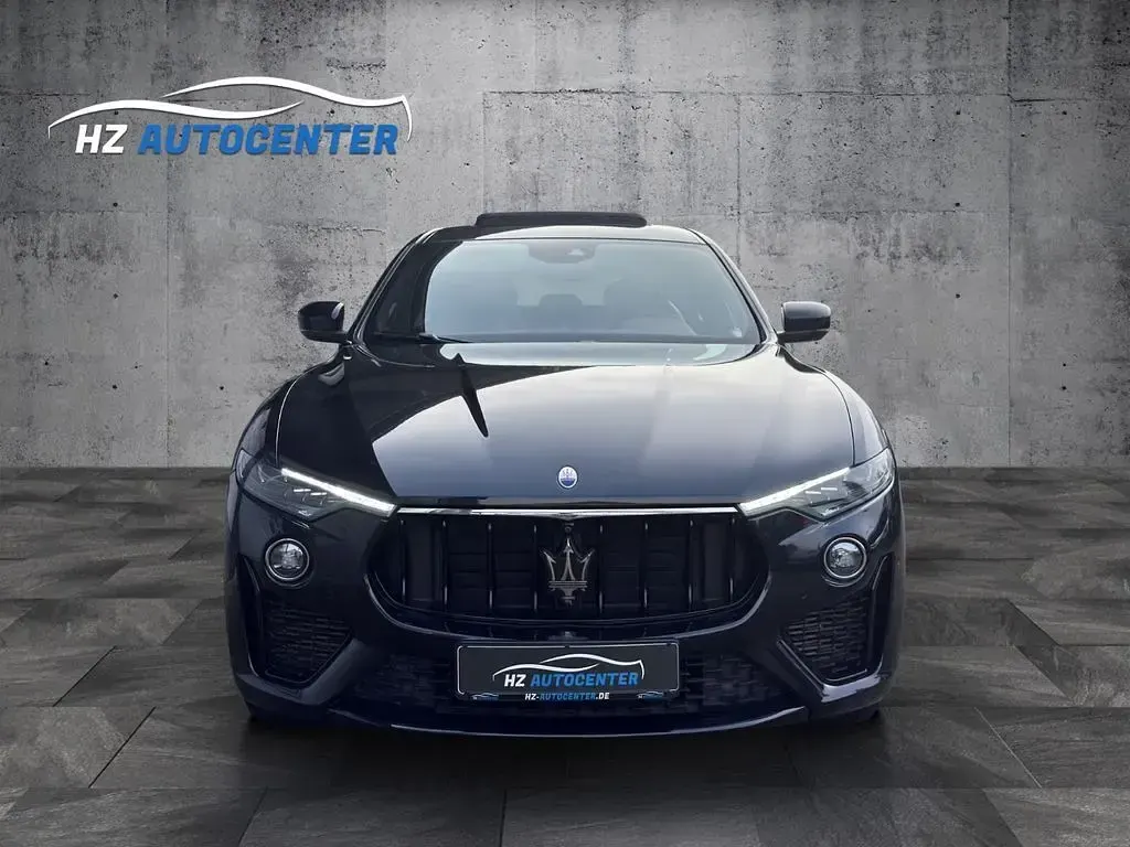 Gebraucht Maserati Levante 430 PS (316 kW) 2020 Schwarz SUV