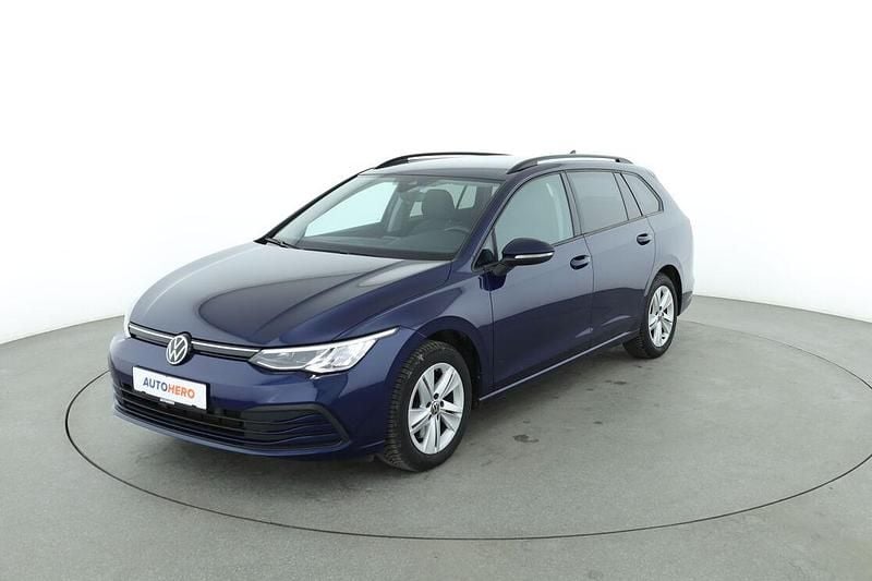 Blau Gebraucht 2022 VW Golf VIII Life Kombi | 24.840 € (Fairer Preis) - Bild 1/3