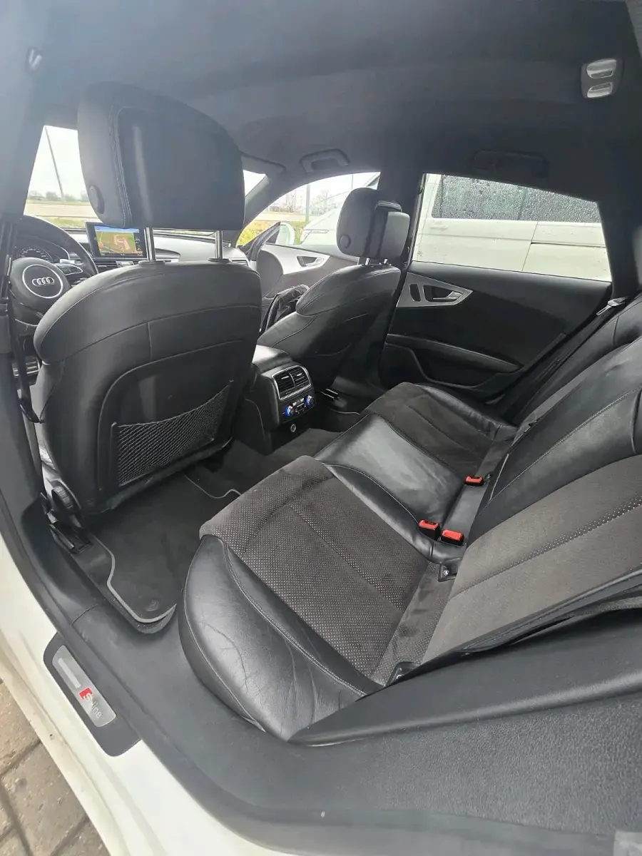 Gebraucht Audi A7 204 PS (150 kW) 2014 Weiß Kleinwagen