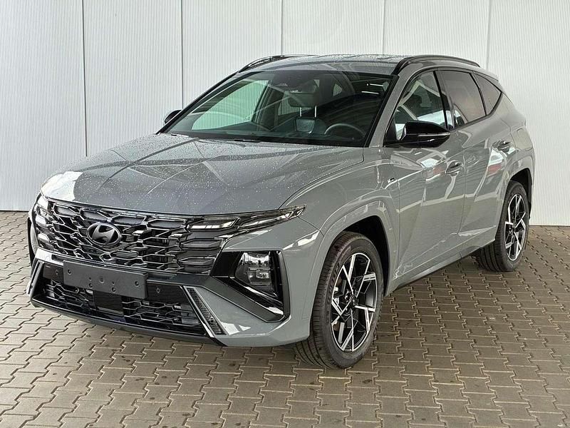 Shadow grey Neu 2025 Hyundai Tucson N Line SUV | 40.450 € (Fairer Preis) - Bild 1/4