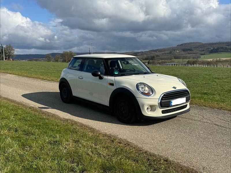 Gebraucht Mini ONE 75 PS (55 kW) 2015 Beige Kleinwagen
