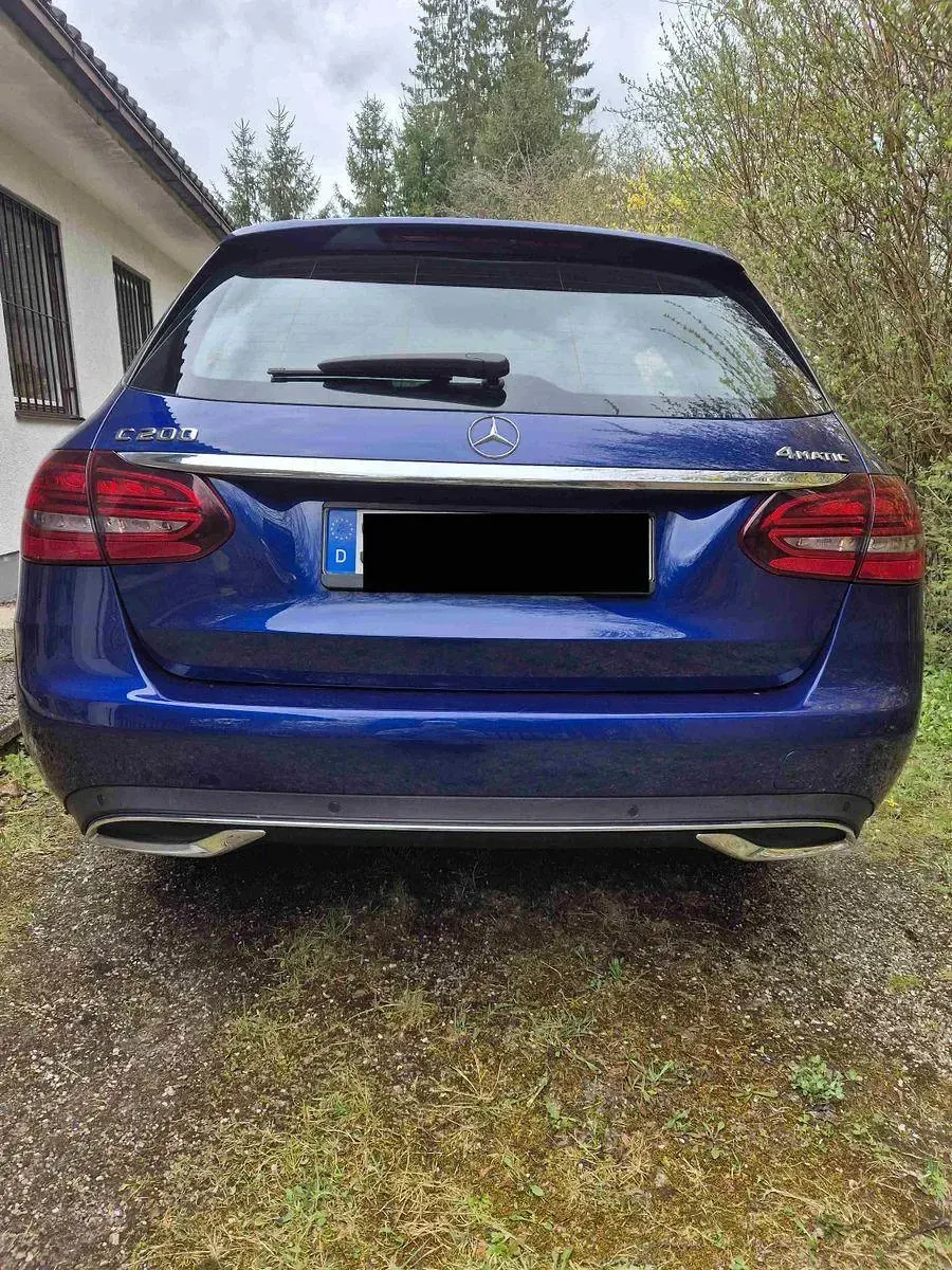 Gebraucht Mercedes C200 184 PS (135 kW) 2019 Blau Kombi