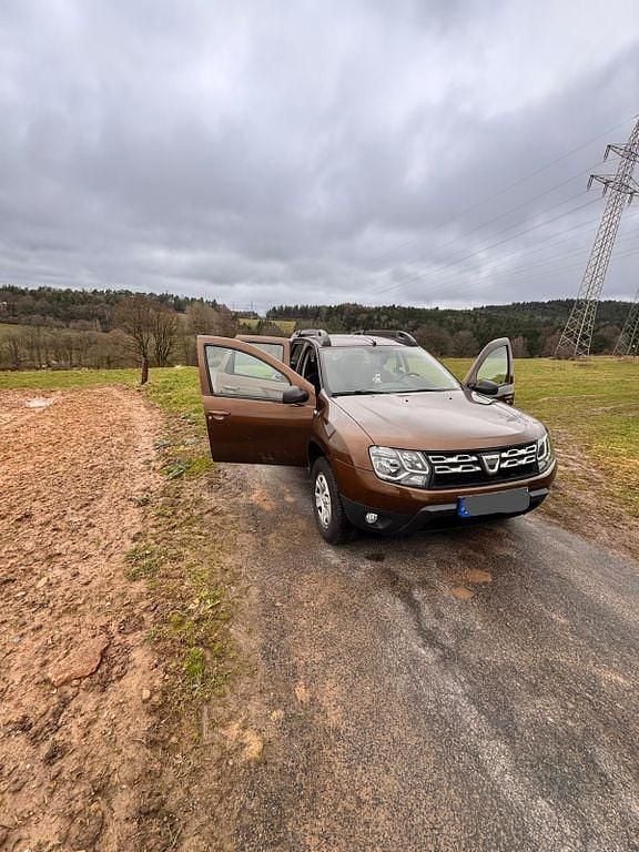 Gebraucht Dacia Duster Lauréate 125 PS (91 kW) 2015 Braun SUV