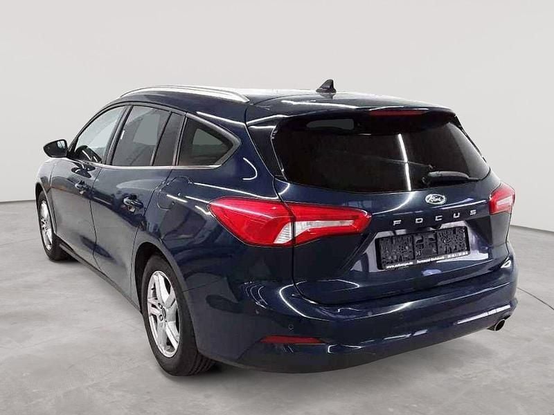 Käytetty Ford Focus Cool & Connect 150 HP (110 kW) 2020 Sininen Farmari