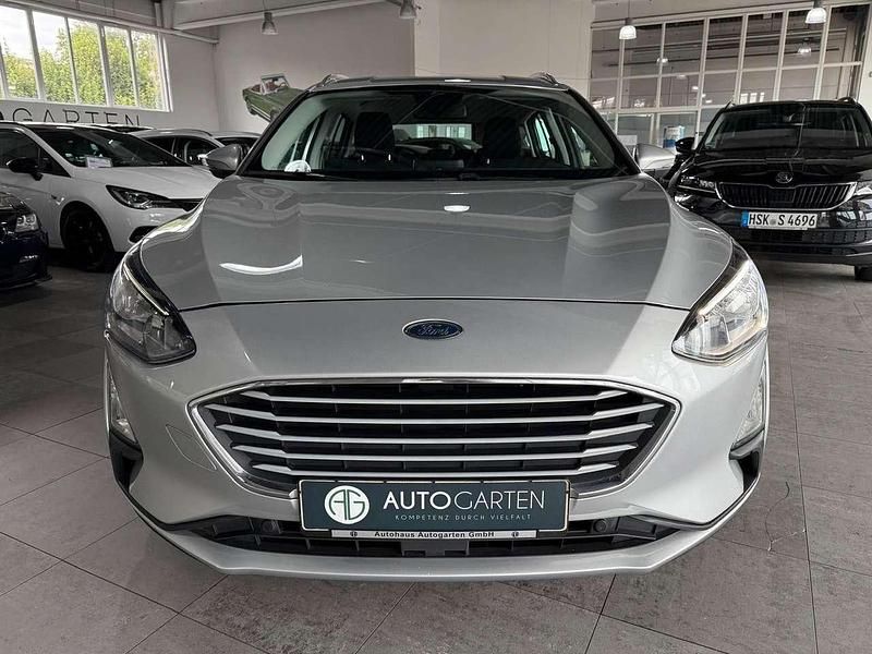 Gebraucht Ford Focus Cool & Connect 120 PS (88 kW) 2019 Silber Kombi
