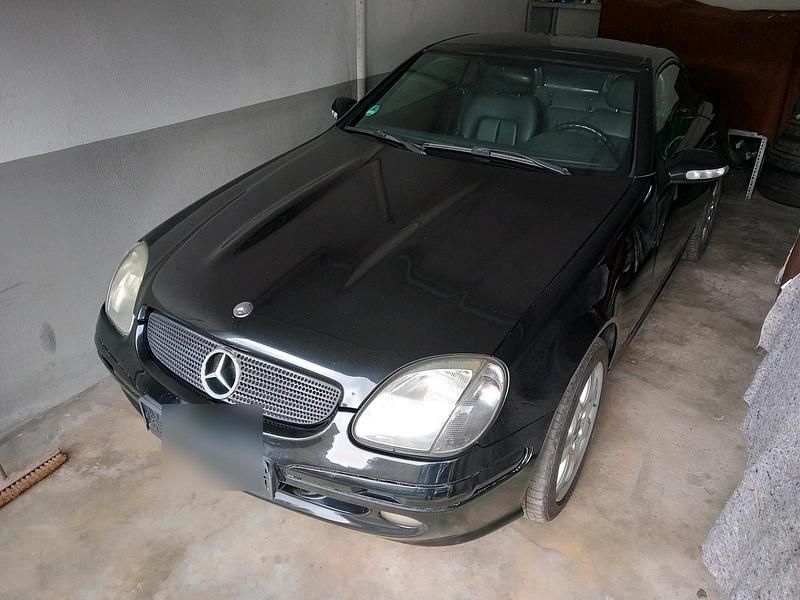Schwarz Gebraucht 2000 Mercedes SLK320 Cabrio | 3.750 € (Guter Preis) - Bild 1/4