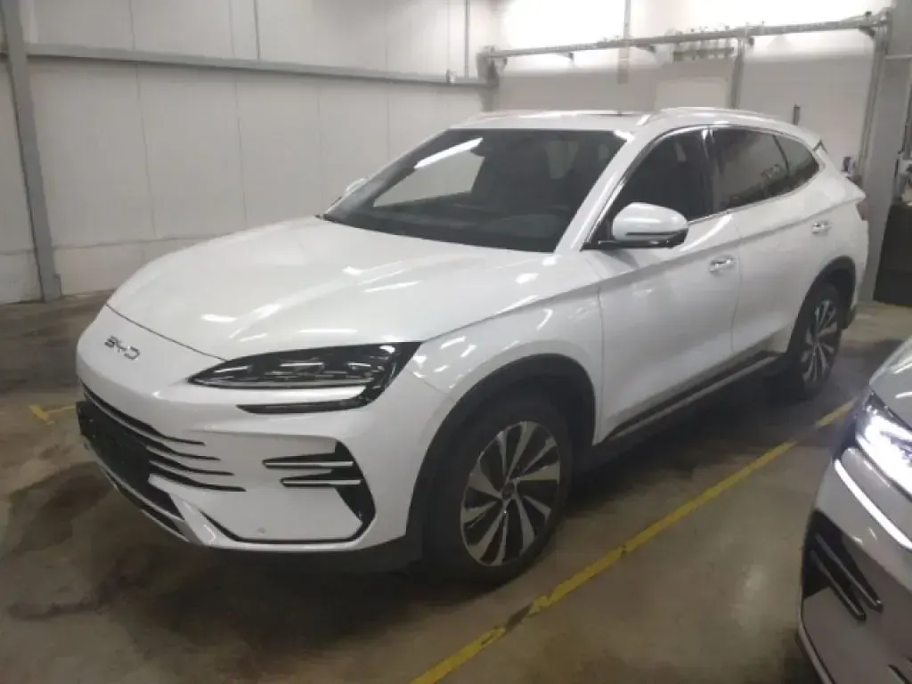 Gebraucht BYD Seal 324 PS (238 kW) 2025 Snow white (metallic) SUV