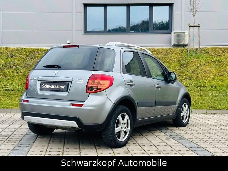 Gebraucht Suzuki SX4 Comfort 120 PS (88 kW) 2013 Limousine
