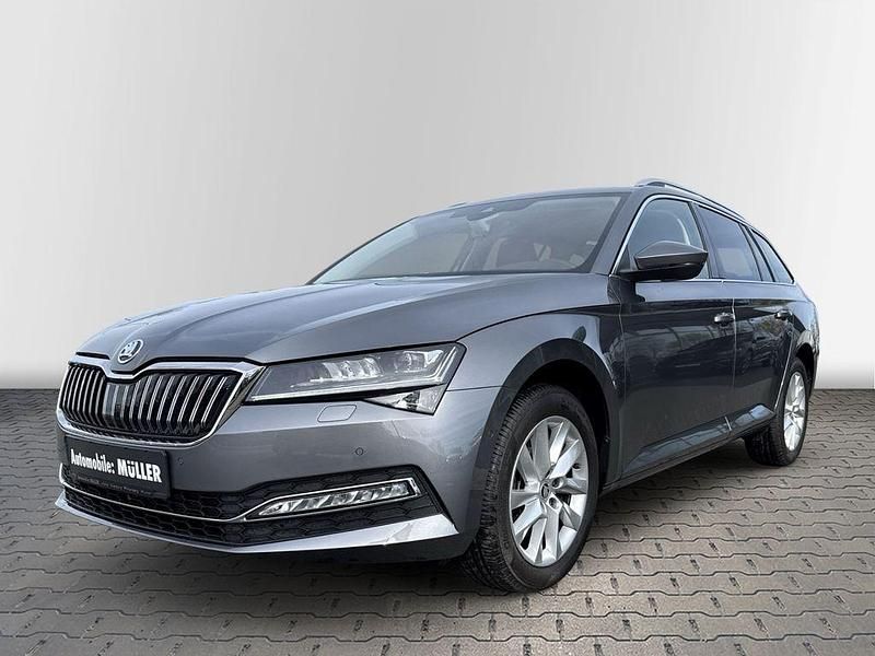 Gebraucht Skoda Superb Style 200 PS (147 kW) 2023 Graphitegrau metallic Kombi