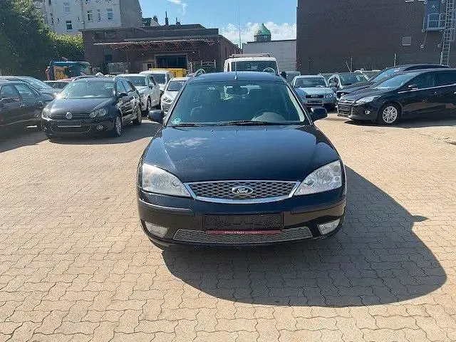 Gebraucht Ford Mondeo Futura 145 PS (106 kW) 2006 Schwarz Limousine