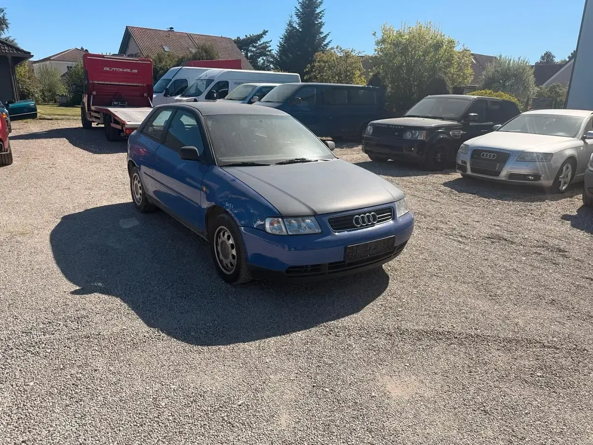 Second-hand Audi A3 125 CP (91 kW) 1997 Albastru Hatchback
