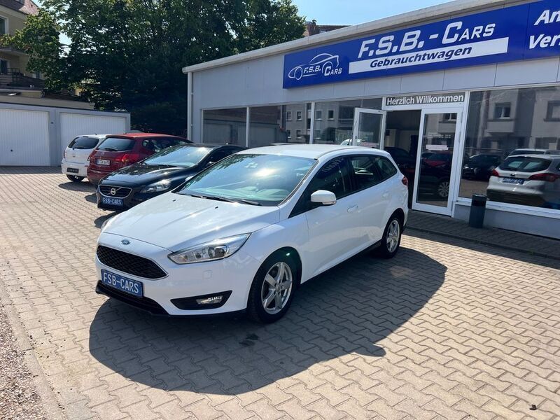 Frostweiß Gebraucht 2016 Ford Focus Business Edition Kombi | 8.950 € (Guter Preis) - Bild 1/4