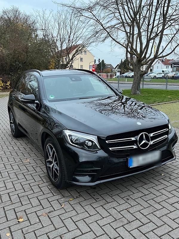 Gebraucht 2016 Mercedes GLC250 AMG SUV | 22.900 € (Guter Preis) - Bild 1/4