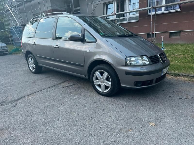 Gebraucht 2007 Seat Alhambra Van / Kleinbus | 4.300 € (Etwas zu teuer) - Bild 1/4
