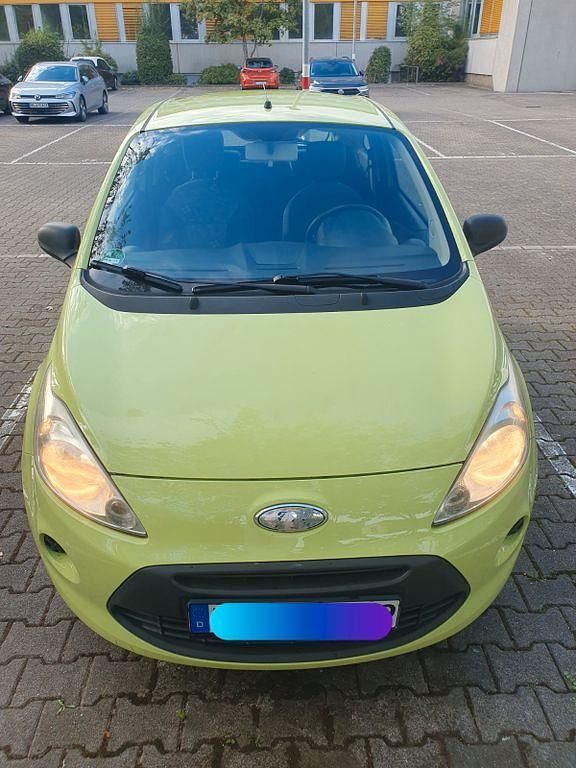 Grün Gebraucht 2009 Ford Ka Trend Kleinwagen | 2.550 € (Fairer Preis) - Bild 1/4