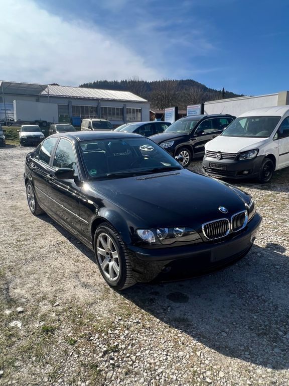 Schwarz Gebraucht 2003 BMW 316 Sport Line Limousine | 700 € (Superpreis) - Bild 1/4