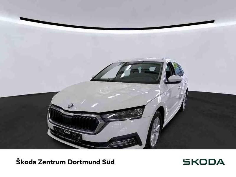 Weiß Gebraucht 2023 Skoda Octavia Style Kombi | 25.222 € (Guter Preis) - Bild 1/4